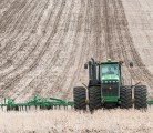 While some areas in Alberta have started applying anhydrous fertilizer, like Peter Waldner from the MacMillan Colony near Cayley, Alta., other parts of the Prairies further east and north may be waiting for some time to get into fields, depending on how quickly the snow melts. | Mike Sturk photo